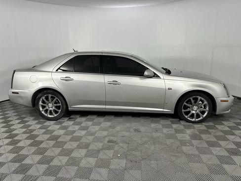 Used 2006 Cadillac STS w/ Preferred Equipment Group RWD image 9