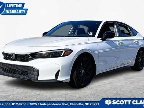 Used 2025 Honda Civic Sport image 3