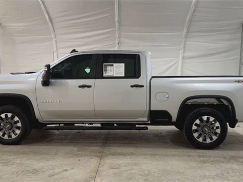 Certified 2022 Chevrolet Silverado 2500 Custom w/ Custom Value Package image 5