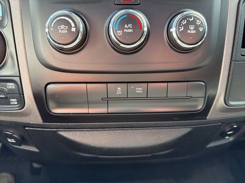 Used 2018 RAM 1500 Express w/ Express Value Package image 24