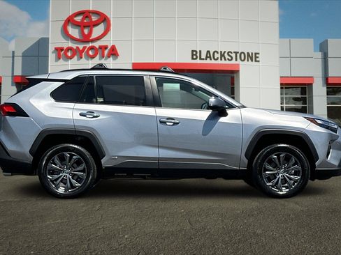 Certified 2024 Toyota RAV4 Limited w/ Advanced Technology Package AWD/4WD image 2