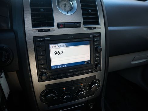 Used 2006 Chrysler 300 SRT8 w/ SRT Option Group II image 24