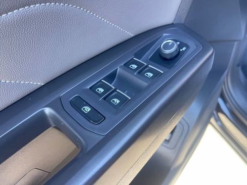 Used 2022 Volkswagen Atlas SEL image 17