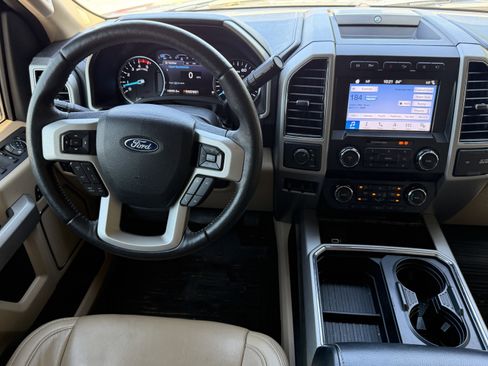Used 2019 Ford F450 Lariat w/ Lariat Ultimate Package AWD/4WD image 8
