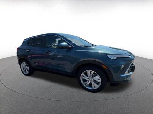 Used 2026 Buick Encore GX Preferred FWD image 2