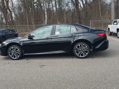 New 2026 Toyota Camry XLE AWD/4WD image 5