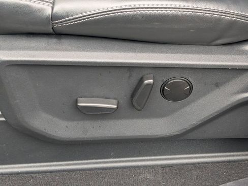 Used 2025 Ford Expedition Max Platinum image 14