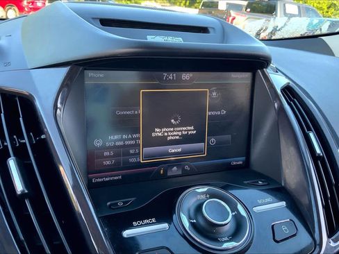 Used 2013 Ford Escape Titanium FWD image 31