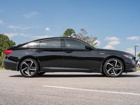 Used 2022 Honda Accord Sport image 8