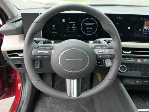 New 2025 Hyundai Sonata Limited image 18