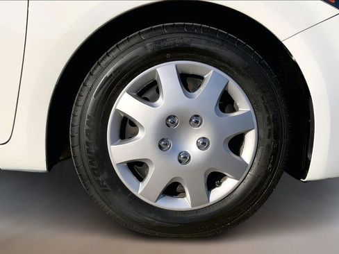 Used 2018 Kia Forte LX FWD image 9