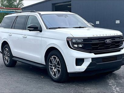 Used 2025 Ford Expedition Active