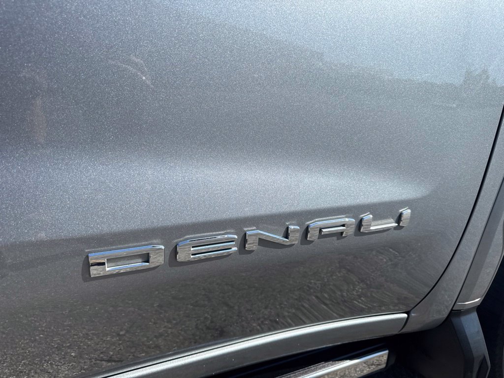 Used 2023 GMC Sierra 1500 Denali w/ Denali Reserve Package AWD/4WD image 29