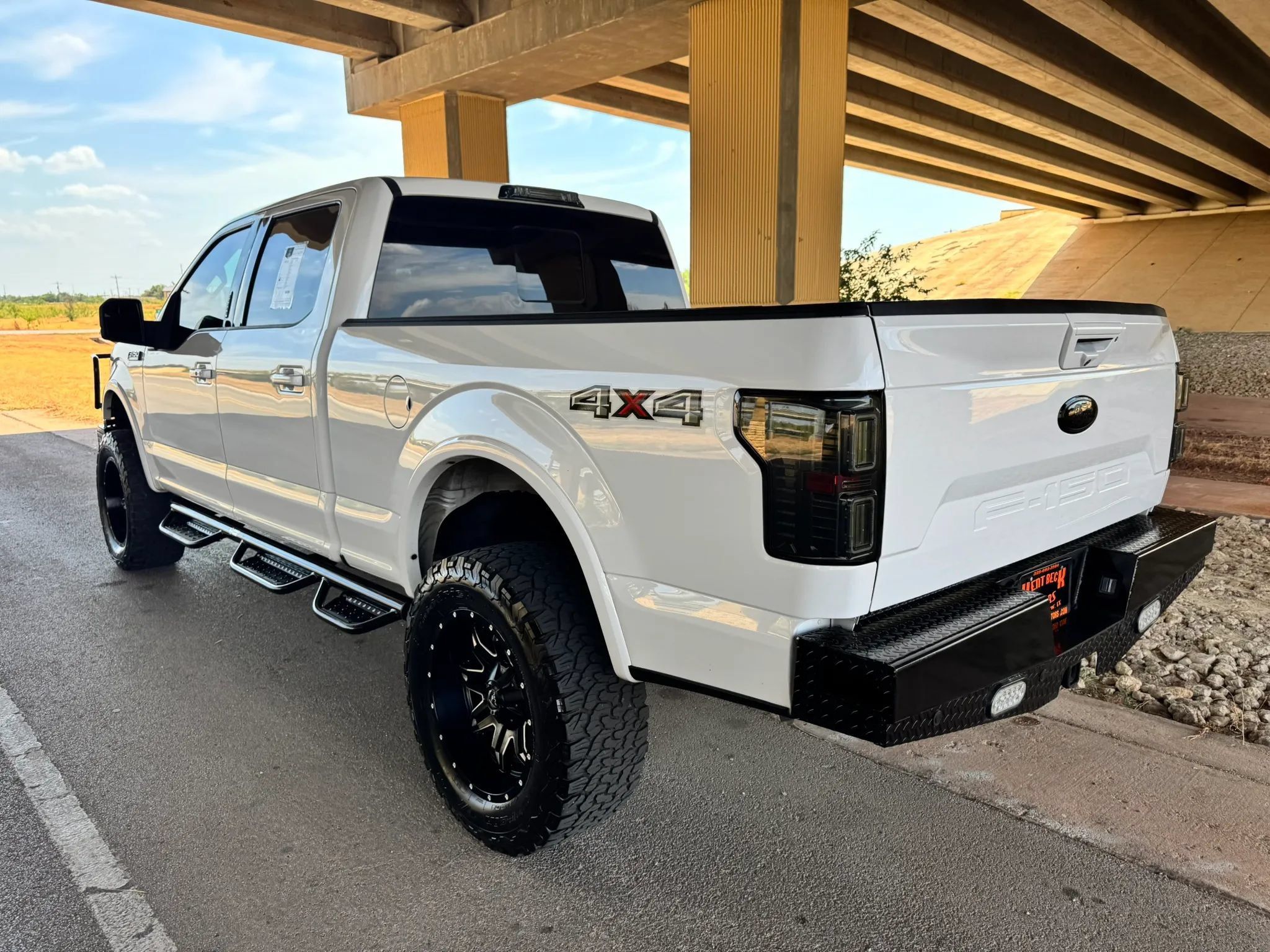 Used 2019 Ford F150 Lariat AWD/4WD image 5