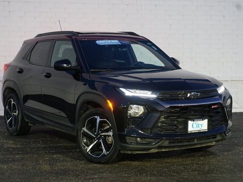 Certified 2023 Chevrolet TrailBlazer RS w/ Sun and Liftgate Package image 2