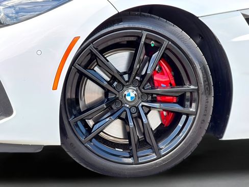 Used 2024 BMW Z4 M40i w/ Premium Package RWD image 25
