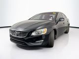 Used 2016 Volvo S60 T5 Premier w/ Convenience Package image 2
