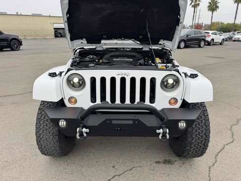 Used 2015 Jeep Wrangler Unlimited Sahara w/ Max Tow Package image 43