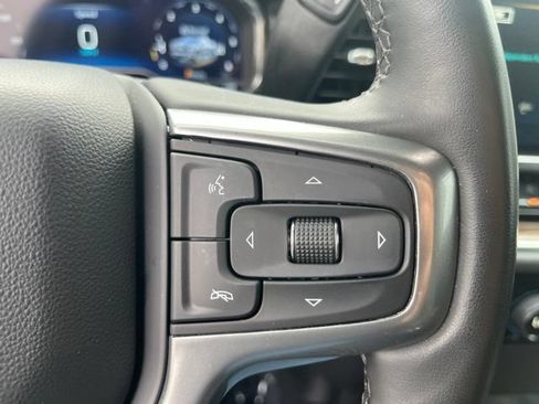Used 2023 Chevrolet Silverado 1500 LT AWD/4WD image 25