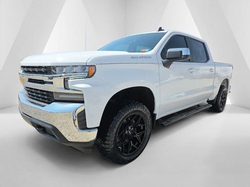 Used 2021 Chevrolet Silverado 1500 LT image 3