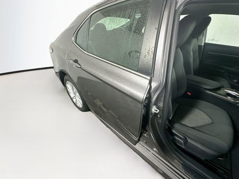 Used 2024 Toyota Camry LE FWD image 27