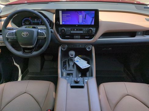 New 2026 Toyota Grand Highlander AWD image 15