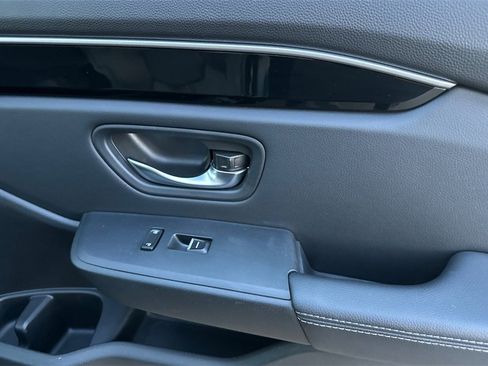 Used 2025 Honda Pilot Touring image 20