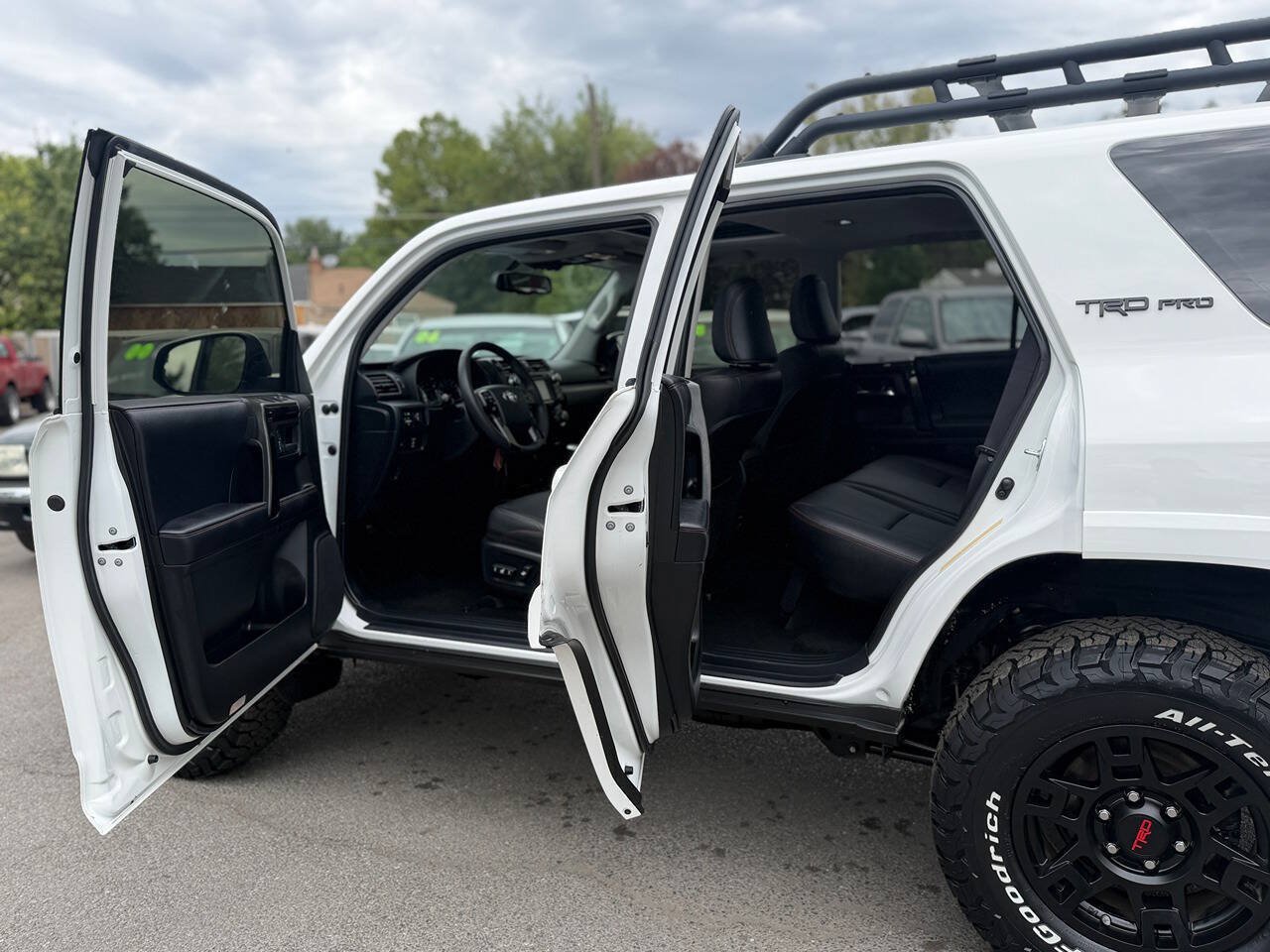 Used 2019 Toyota 4Runner TRD Pro AWD/4WD image 89