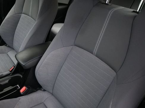 Used 2020 Toyota Corolla SE w/ SE Premium Package FWD image 18