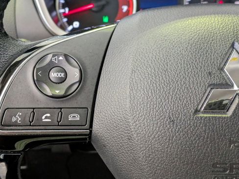 Used 2025 Mitsubishi Eclipse Cross AWD image 20