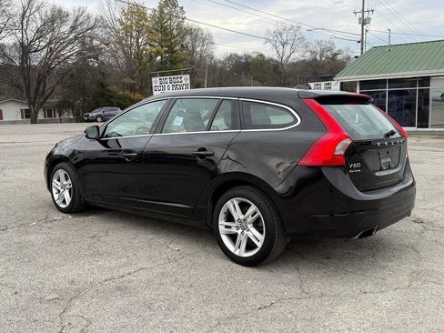 Used 2015 Volvo V60 T5 Premier image 6