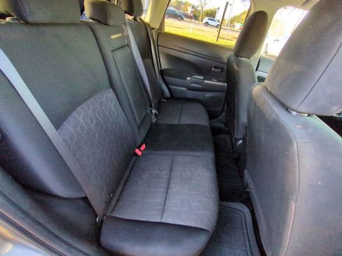 Used 2021 Mitsubishi Outlander Sport SE image 21