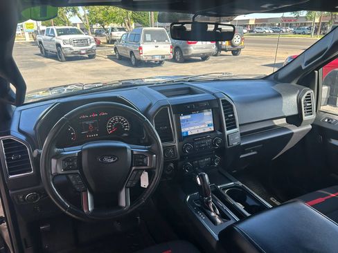 Used 2017 Ford F150 XLT w/ Equipment Group 302A Luxury AWD/4WD image 4