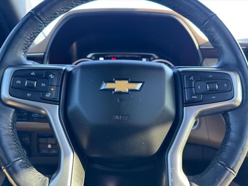 Used 2021 Chevrolet Suburban Premier w/ Premium Package image 20