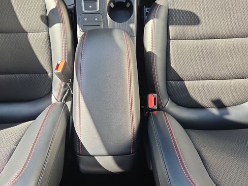 Used 2025 Ford Escape ST-Line image 14