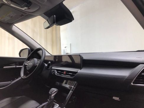 New 2026 Kia Seltos EX image 14