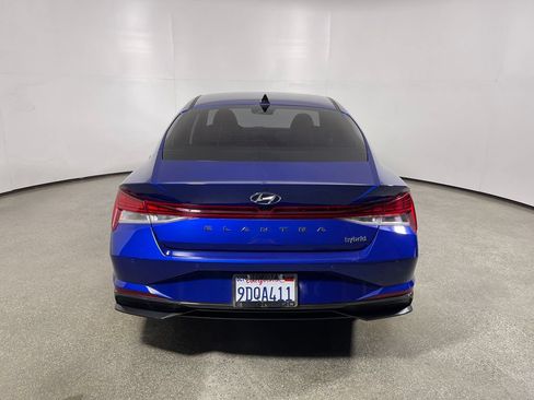 Used 2023 Hyundai Elantra Limited FWD image 4