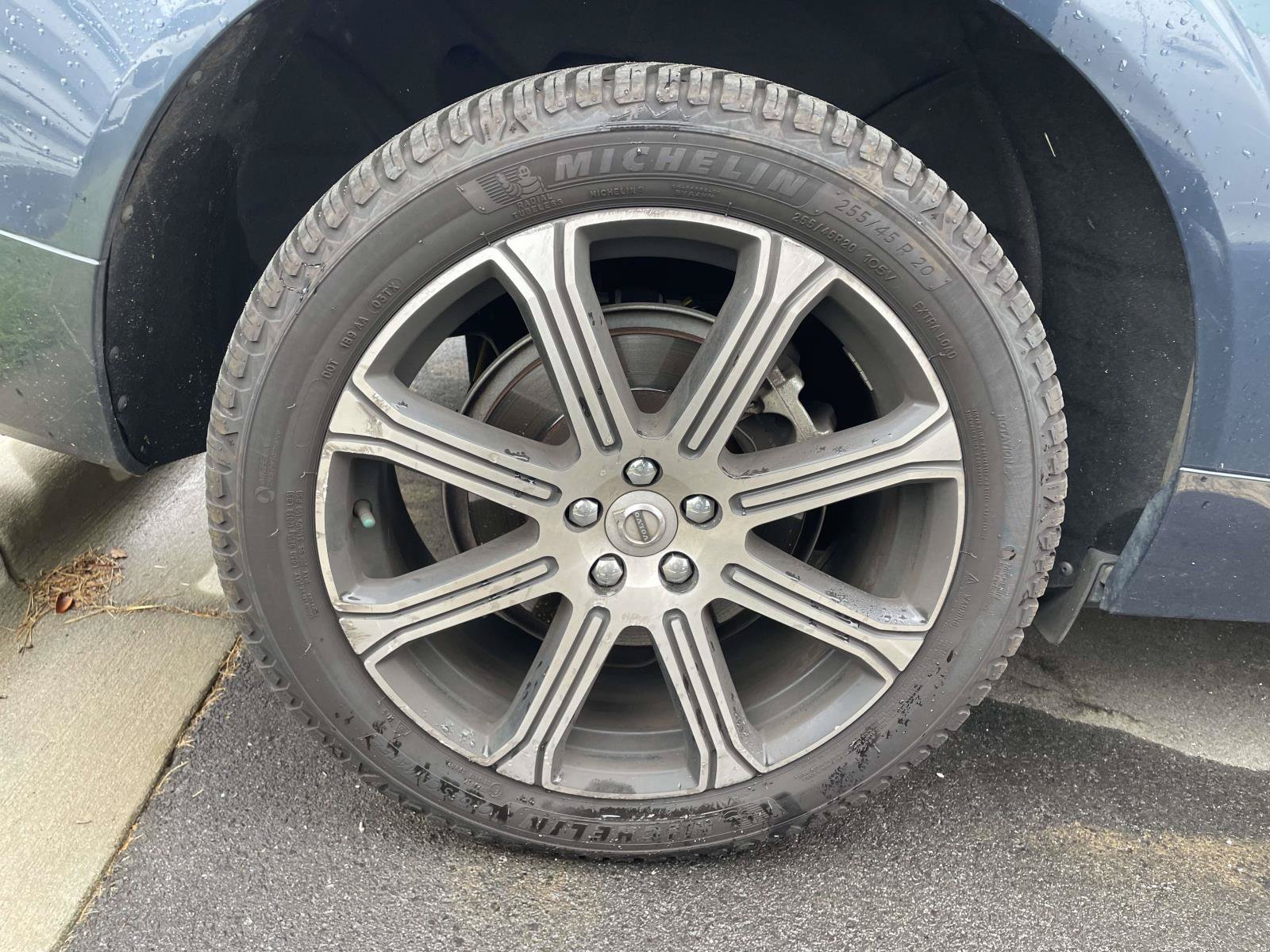 Used 2019 Volvo XC60 T6 Inscription w/ Protection Package Premier AWD/4WD image 5