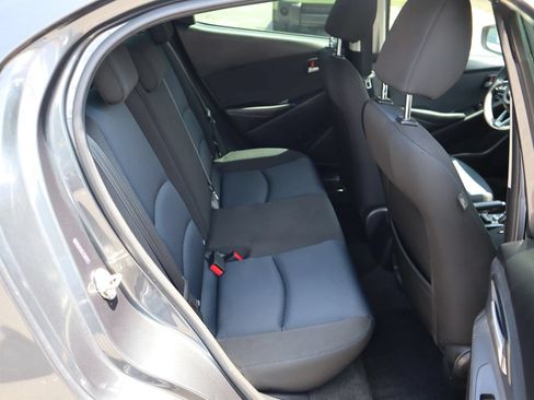 Used 2020 Toyota Yaris LE FWD image 19