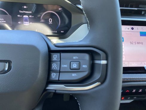 New 2026 Jeep Cherokee Limited AWD/4WD image 13