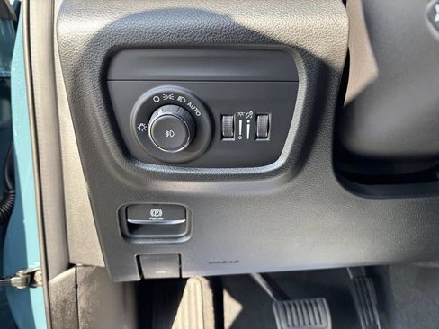 New 2026 Jeep Grand Cherokee L Limited w/ Luxury Tech Group II AWD/4WD image 31