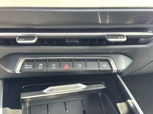 New 2026 Audi Q3 quattro 2.0T AWD/4WD image 20