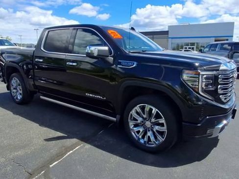 Certified 2024 GMC Sierra 1500 Denali w/ Denali Reserve Package AWD/4WD image 2
