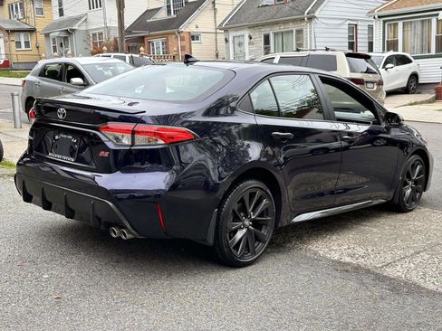 Used 2023 Toyota Corolla SE FWD image 5