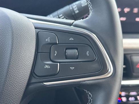 Used 2024 Buick Encore GX Avenir FWD image 20