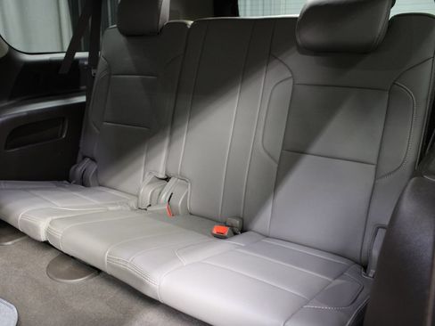 Used 2019 GMC Yukon XL Denali AWD/4WD image 15