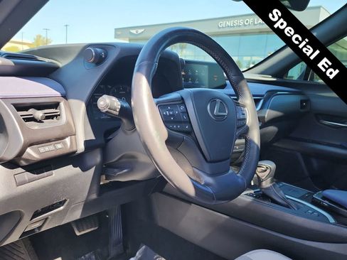 Used 2021 Lexus UX 250h w/ Premium Package AWD/4WD image 10