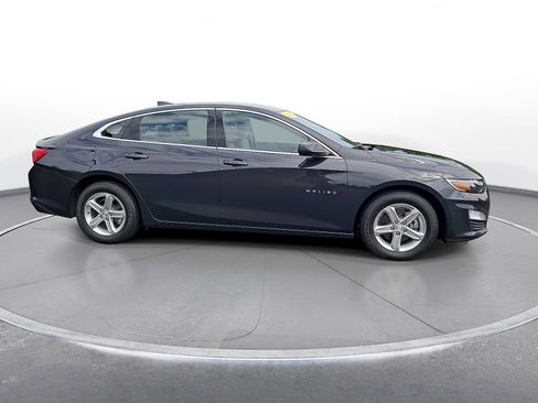 Used 2023 Chevrolet Malibu LS w/ Driver Confidence Package FWD image 9