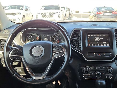 Used 2021 Jeep Cherokee Latitude Plus FWD image 14