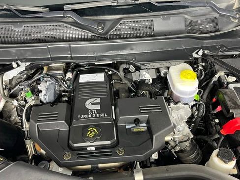 Used 2024 RAM 2500 Laramie w/ Safety Group image 9